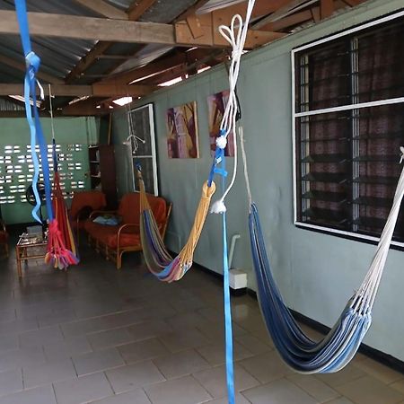 Unu Pikin Guesthouse Парамарибо Экстерьер фото