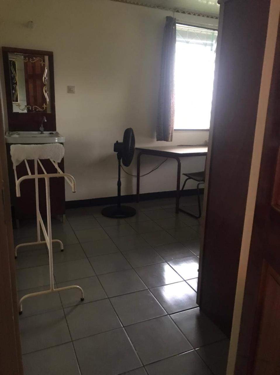 Unu Pikin Guesthouse Парамарибо Номер фото